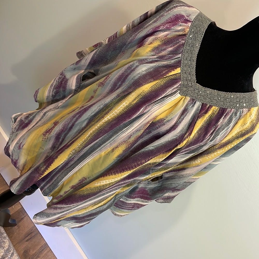 Hint of Sparkle dolman sleeve top size Medium